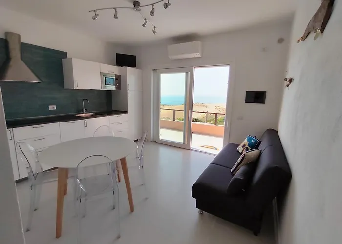 Domo Allegru * Torre dei Corsari