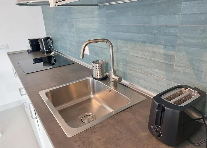 Domo Allegru * Torre dei Corsari